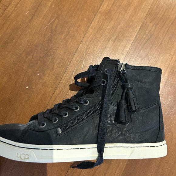 Ugg Hi-tops - Picture 4 of 4